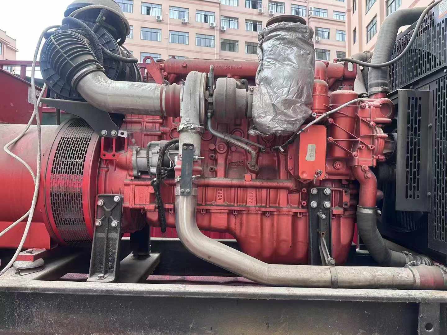 建德如何选择适合 600kW 柴油发电机组的过载保护器？